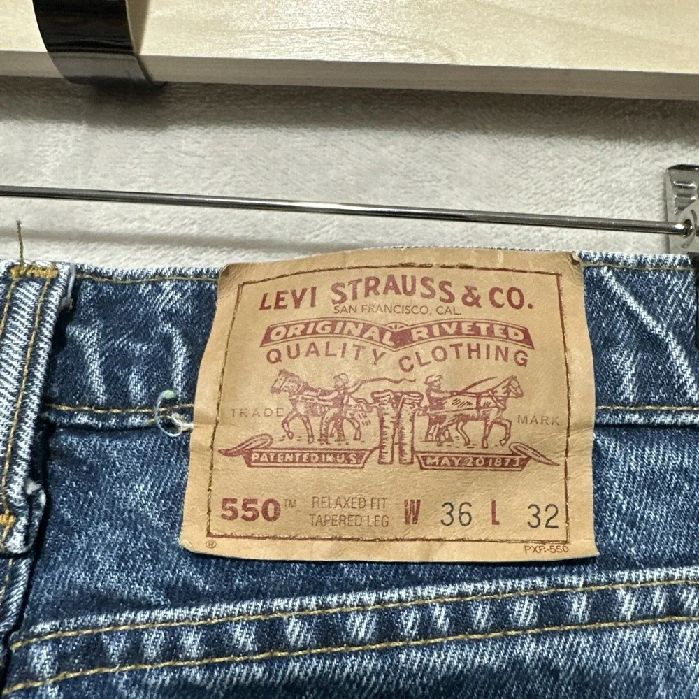 VTG‎ Levi's 550 Relaxed Fit Tapered Leg Men's Jeans Sz 36 Stonewash Canada Made